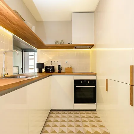 Apartment For 5 Persons In Oporto Apartment