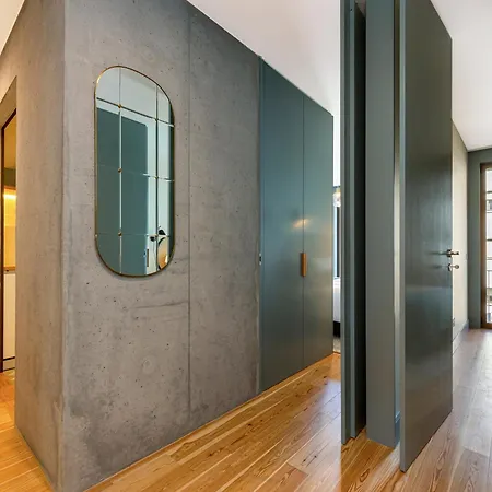 Apartment For 5 Persons In Oporto Apartment *